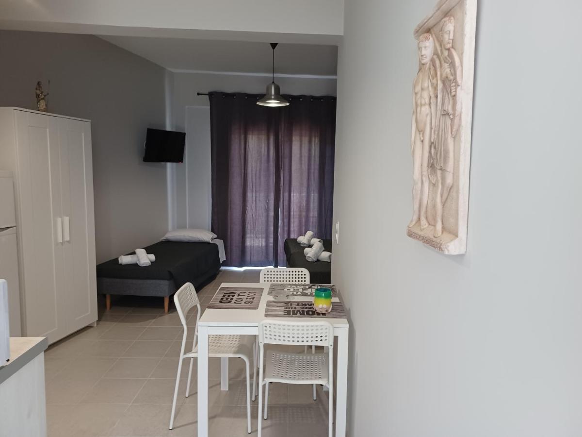 George Studios 2 Ypsos Dış mekan fotoğraf