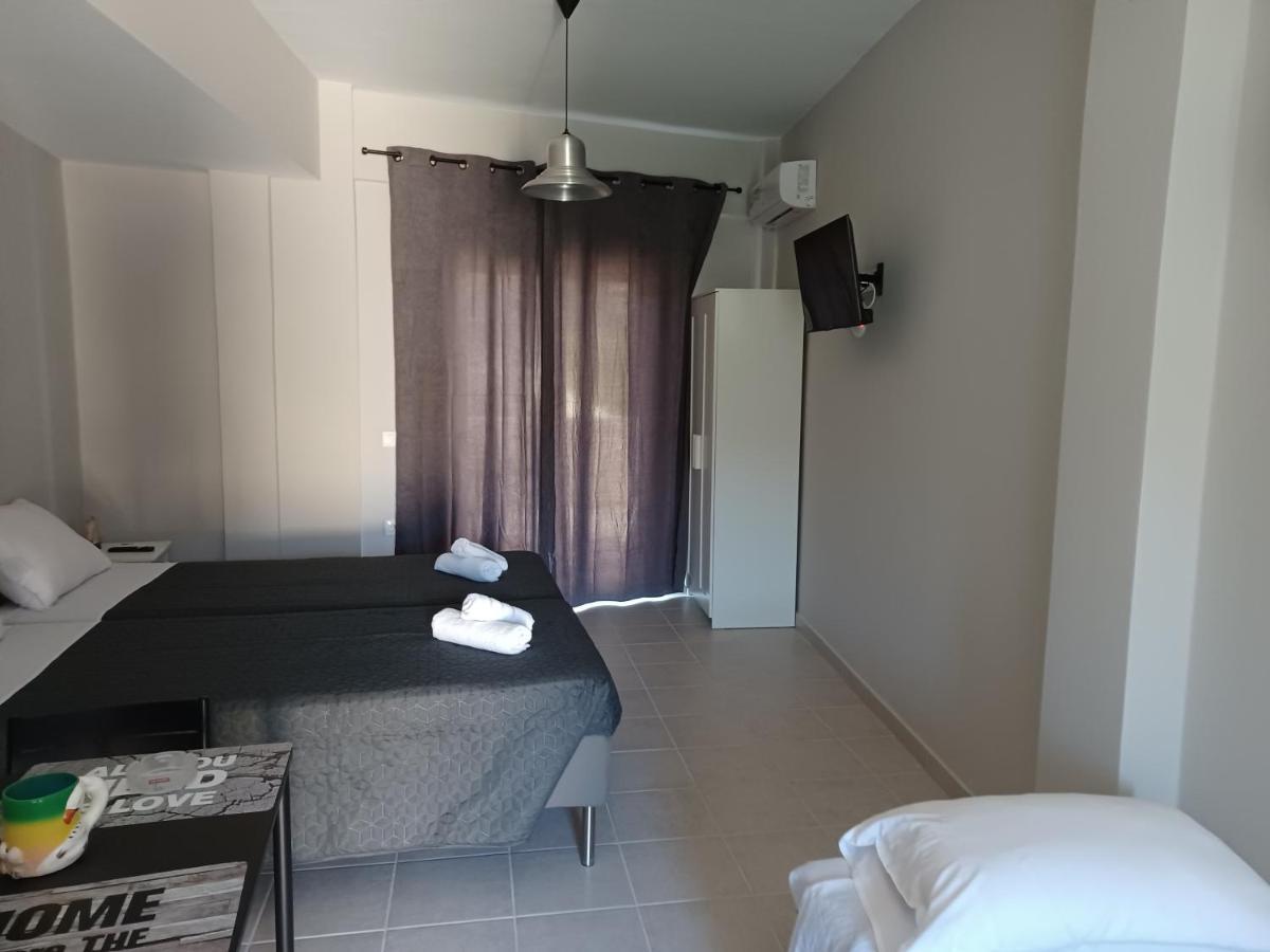 George Studios 2 Ypsos Dış mekan fotoğraf