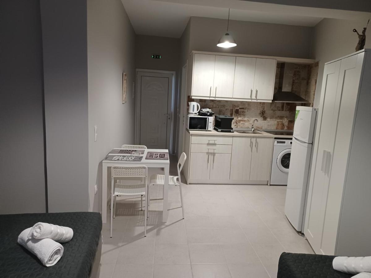George Studios 2 Ypsos Dış mekan fotoğraf